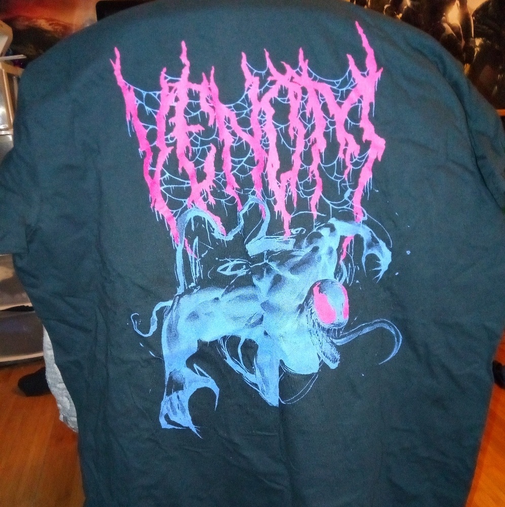 Venom Marvel shirt